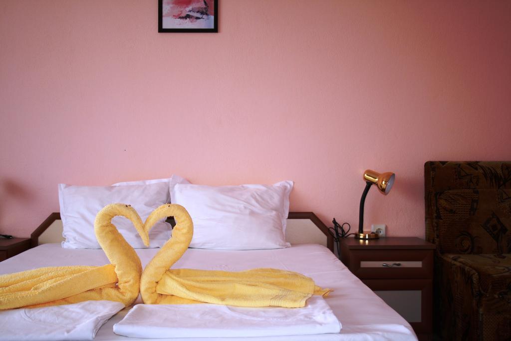 Zoya Guest House Ravda Buitenkant foto