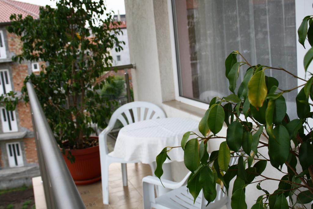 Zoya Guest House Ravda Buitenkant foto