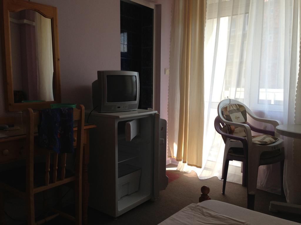 Zoya Guest House Ravda Buitenkant foto
