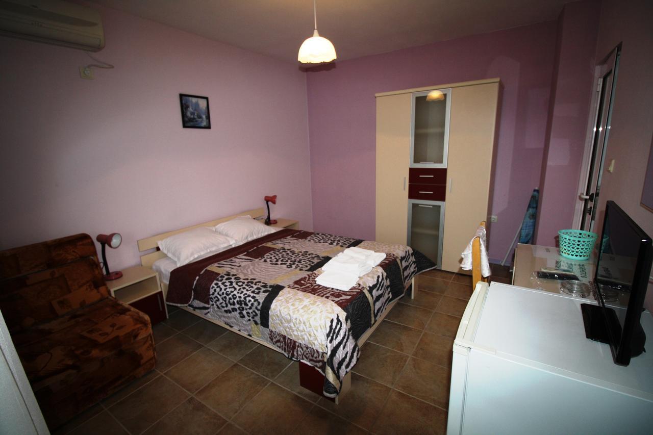 Zoya Guest House Ravda Buitenkant foto