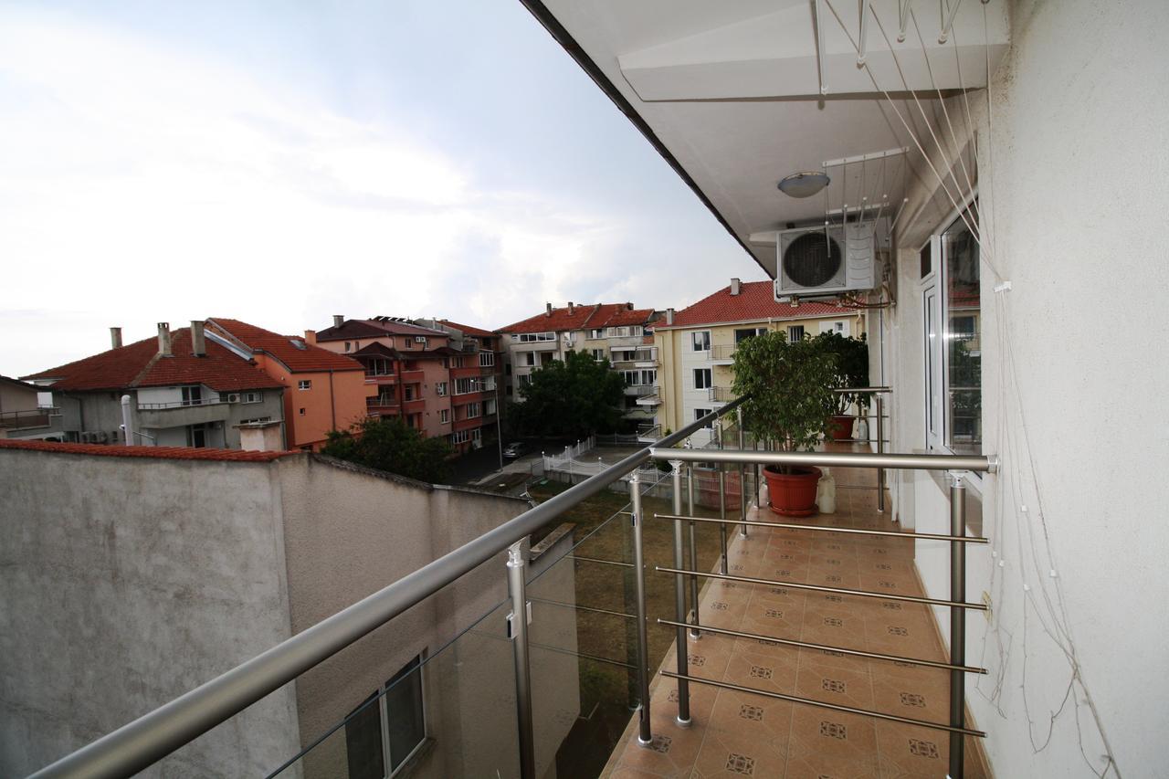 Zoya Guest House Ravda Buitenkant foto