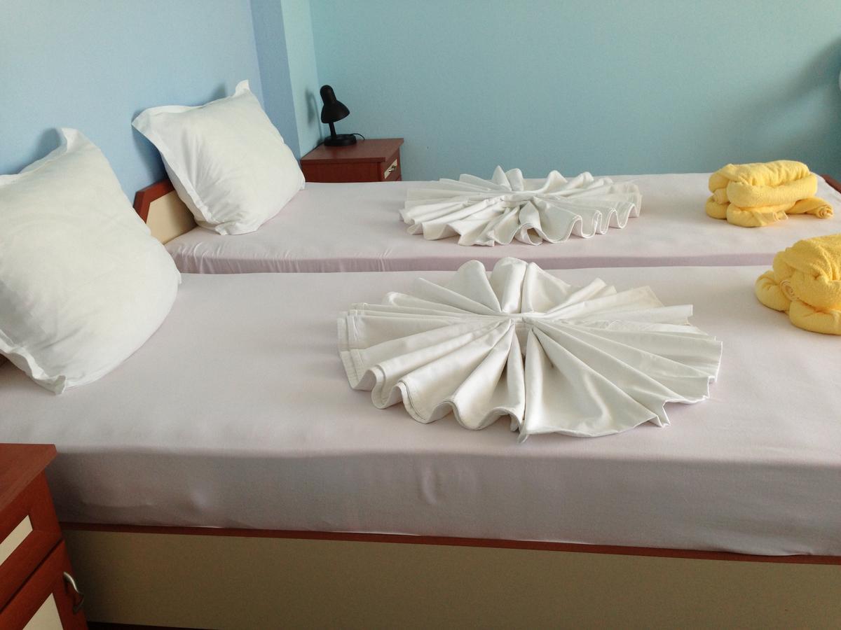 Zoya Guest House Ravda Buitenkant foto